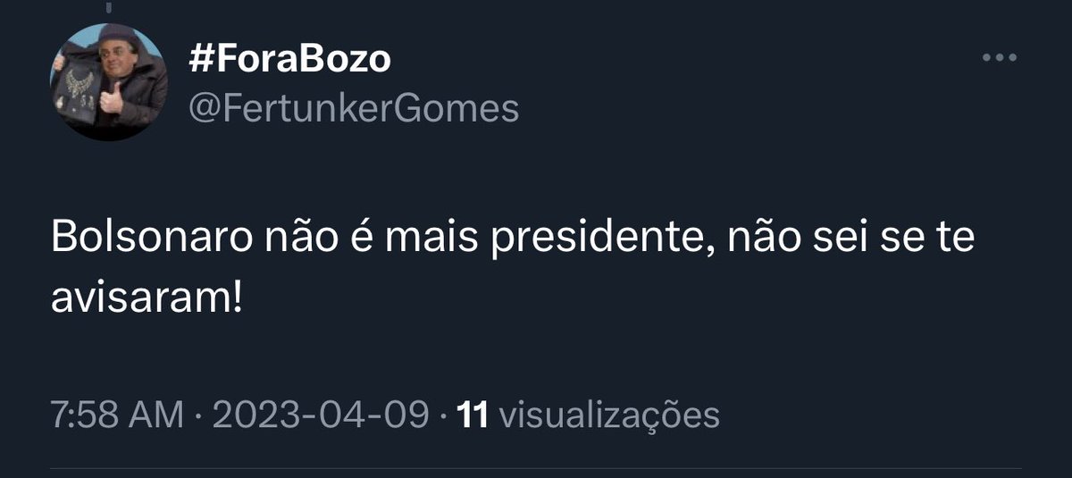 Bolsonaro não é mais presidente mas ele ainda usa #ForaBozo no nome. 

Não sei se avisaram ele. Rs