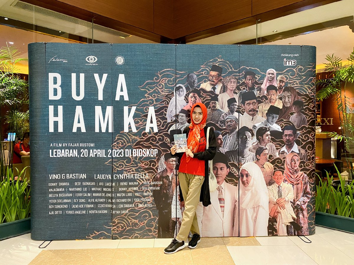 paJax__'s tweet photo. 🥰🥰🥰 @VinoGBastian__ @Bellaudyaa @FalconPictures_ #BuyaHamka https://t.co/gnnuBhmFuh