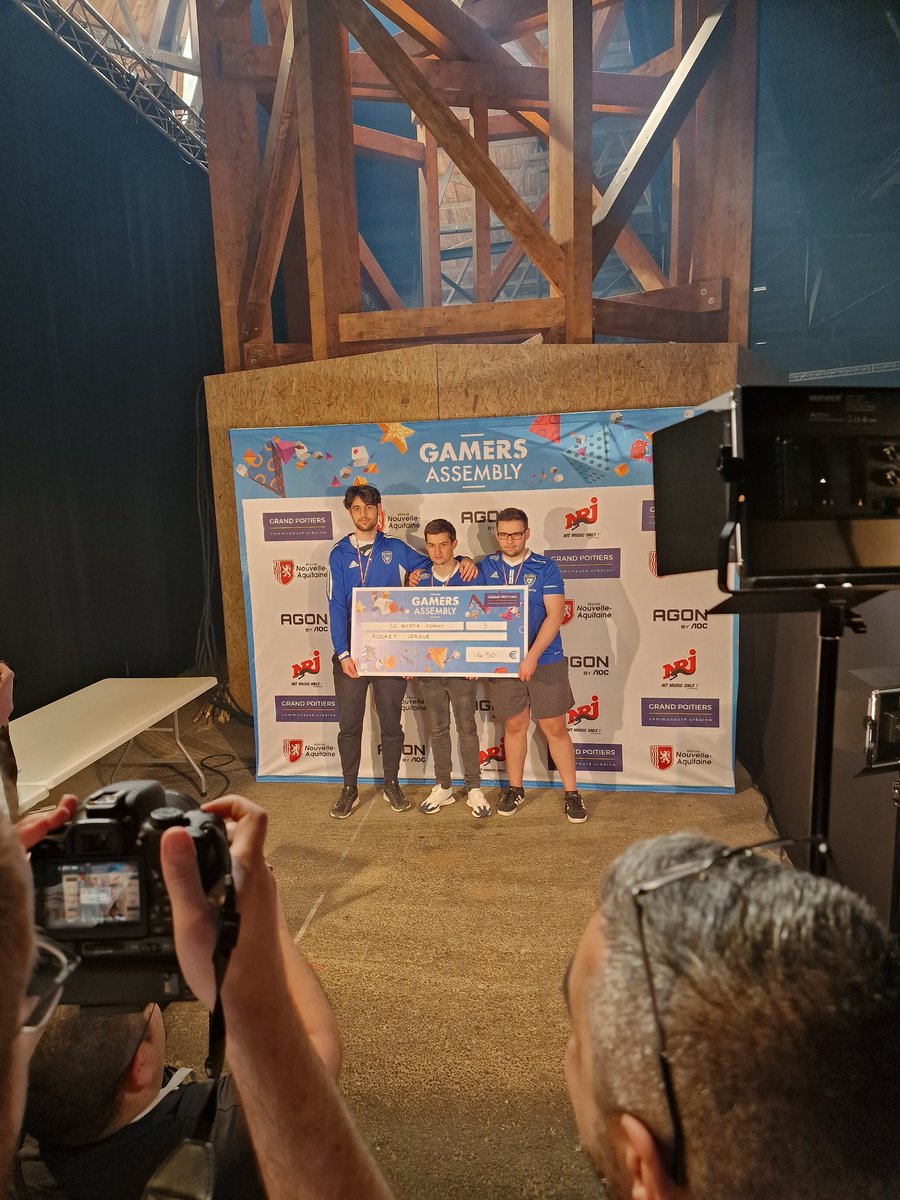 TOP 3 pour nos Rocket League objectif atteint !

Forza Bastia 🔥
🔵⚪️