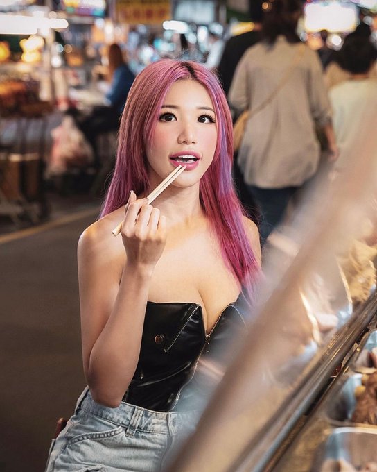 Street food delicacy🍲🦪🍤🍢 https://t.co/oRnK5Z1WJU<a href="/tag/mspuiyi"class="tags"><span>#mspuiyi</span></a>