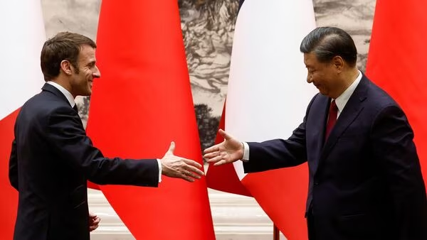disclosetv's tweet photo. JUST IN - Europe must reduce its dependence on the United States, Macron says on his flight back from China — Politico https://t.co/CbxbEObCRf