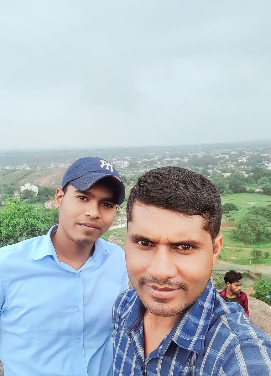salukdihstudio's tweet photo. Kailash Salukdih https://t.co/XmJELJwLne