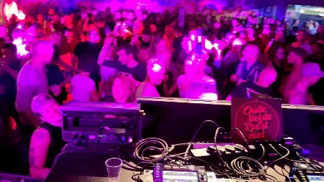 Gisteravond @oudeliefderoestnietfestival 🥳🥳 Vond iedereen het net zo leuk als ik? instagr.am/reel/Cq0XDrvIC…