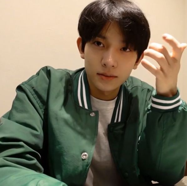 ayakitchen5's tweet photo. — finding moots!!
;Ianna,she/her,09line
;not new to #kpoptwt / #stantwt 
;Looking for engene,moa,carat,Czennies, bunnies,dive https://t.co/pMGbpaBH52