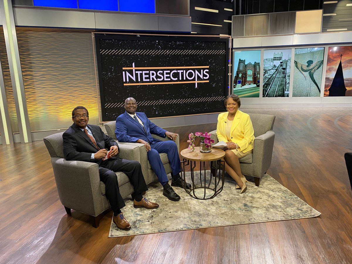 OGCooking's tweet image. Happy Holiday! Do check out Intersections at 11:30am on ⁦@TheCW⁩  and ⁦@KDKA⁩ streaming platform for some interesting conversations! #pittsburgh #community #homeless #dance