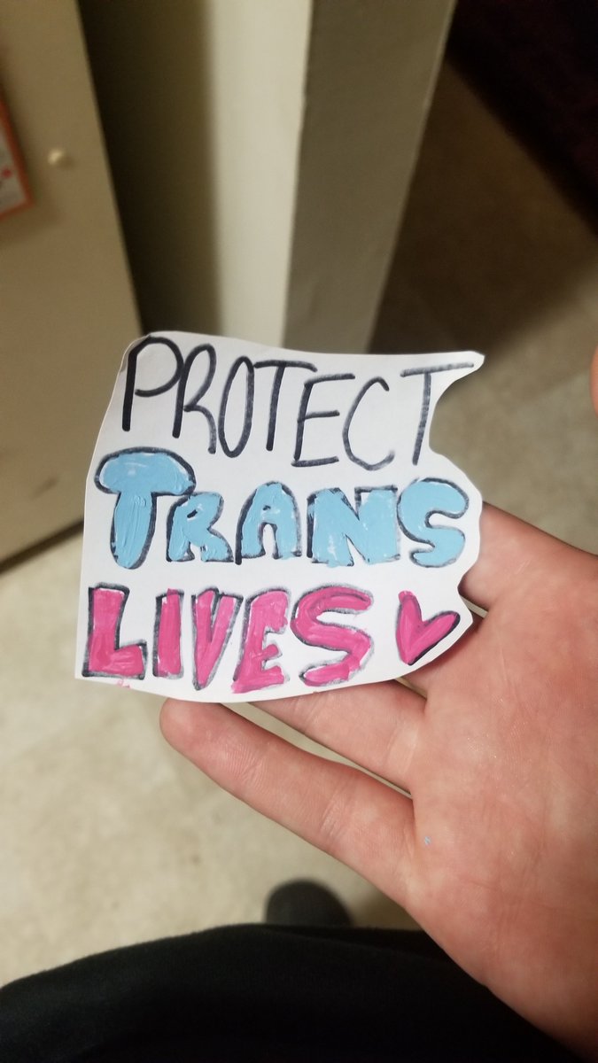 Stickerslapper's tweet image. (2021)