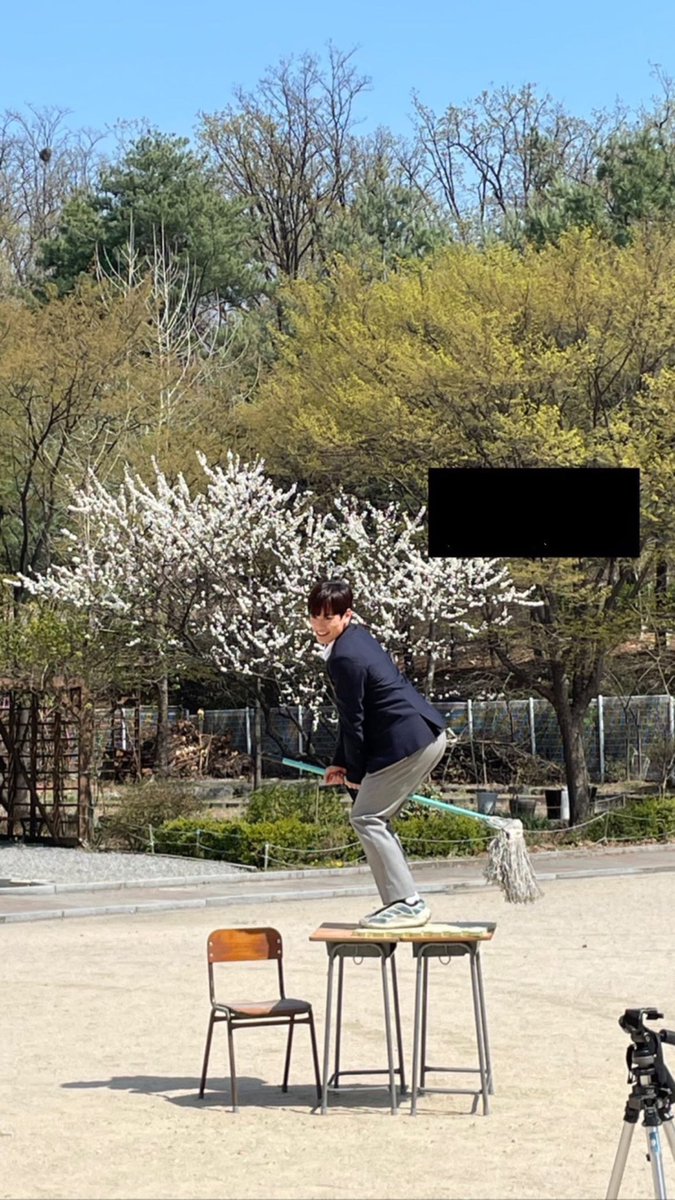 lopotato_'s tweet photo. 우리 준현이는 막대기 하나로도 사람을 웃겨줘요 https://t.co/vTmv7QVzuL