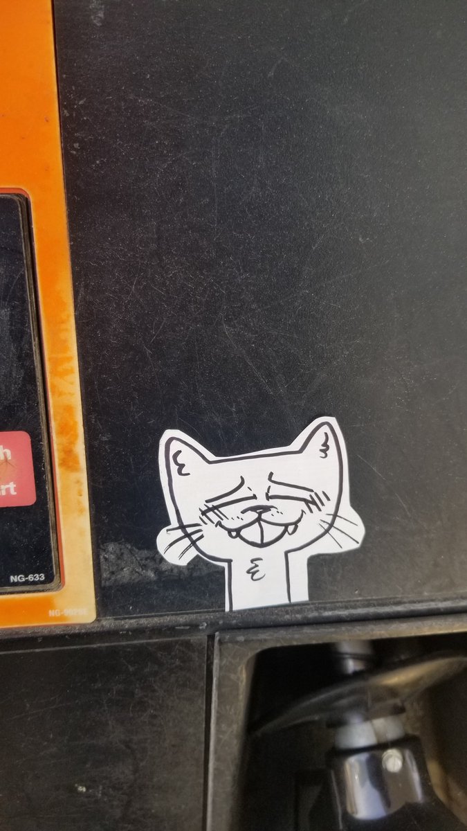 Stickerslapper's tweet image. (2021)