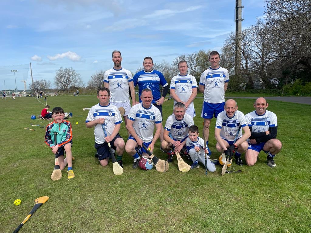 Naas Masters team that played unbeaten in Olaf’s yesterday. Huge thanks to <a href="/OlafSocialHurl/">NaomhOlafSocialHurling</a> for setting a very high standard again this year