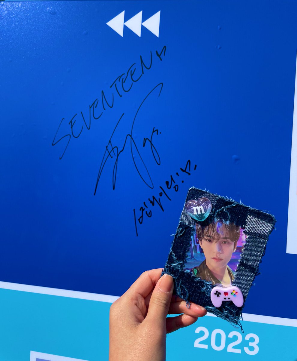 S2_ming46_S2's tweet photo. 강바람에 얻어맞으면서 할 거 다했다,,,🥹💙 https://t.co/onhwJhZEqz