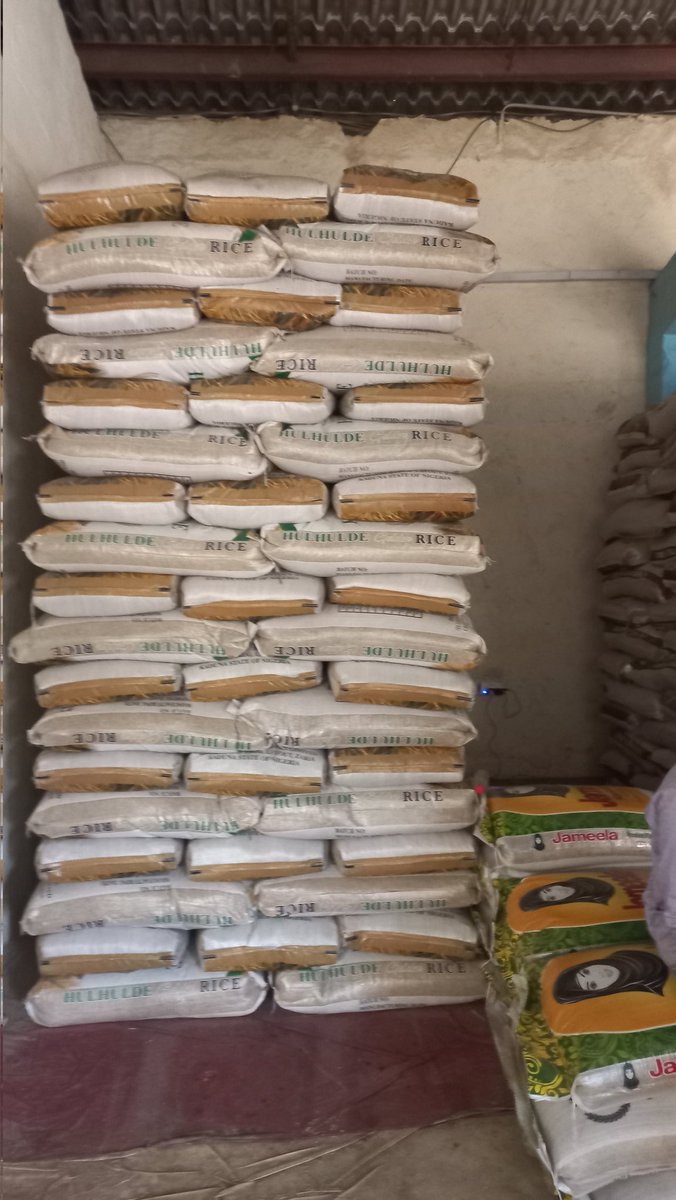 harandeMY's tweet photo. Let's strike a business, I have a fine Nigerian rice. https://t.co/fKdYbTTsXi