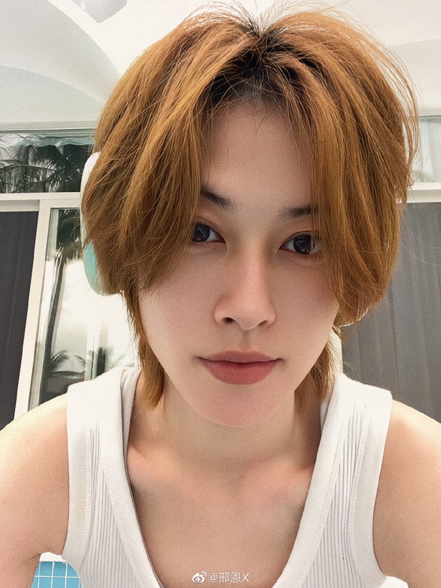 cdrama_update's tweet photo. #XingEn shares new snaps
More - https://t.co/bZn5OU8Tj1
#邢恩 https://t.co/7gaQG8Eord