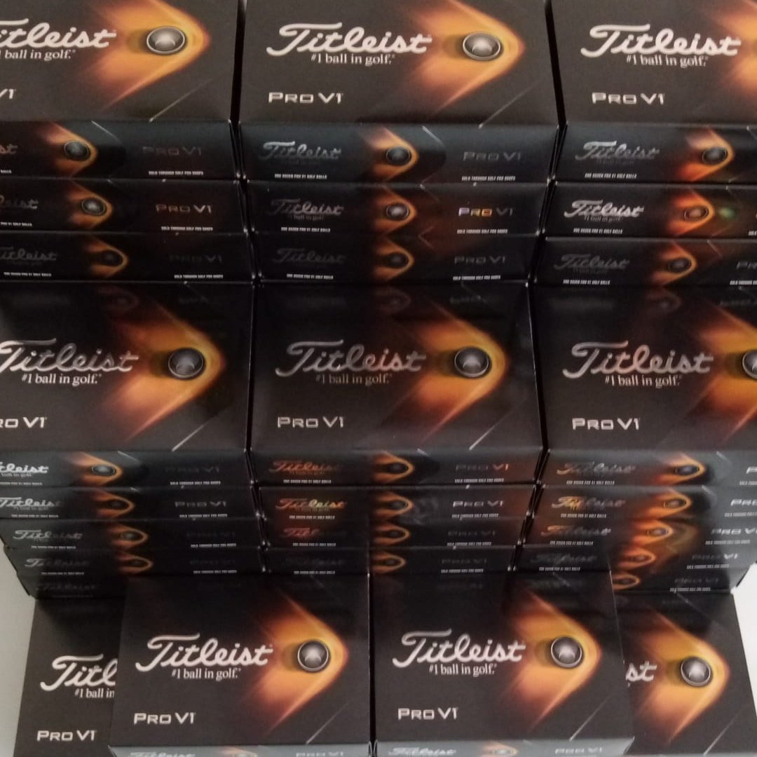 golferscbd's tweet image. R4 Masters #Giveaway and we&apos;re staying right behind  🇪🇸 for tonight&apos;s final round ⛳️
If Jon puts on the green jacket tonight we&apos;ll give away 3 dozen boxes of @Titleist Prov1s 🔥
Just RT to be in the draw 👇
#GolfersCBD #Masters2023 #themasters 
golferscbd.co.uk