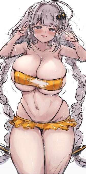 ダブルピースするあかりちゃん 