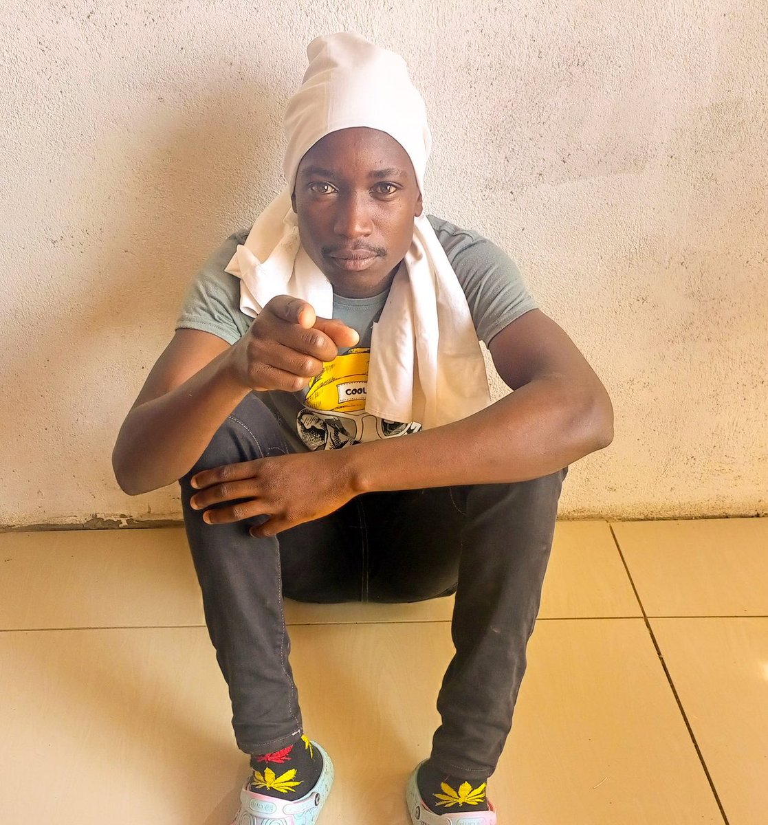AdvoBarryRoux's tweet photo. There’s a Thabo Bester Challenge when he was arrested in Tanzania! I can’t keep up with South Africa anymore. South Africa is a movie. Sgaxa after Sgaxa. Netflix got nothing on Mzansi shem. I am leaving for Botswana Province. Botswana only have 17 people. There’s no drama there. https://t.co/vfSBf7QiIW