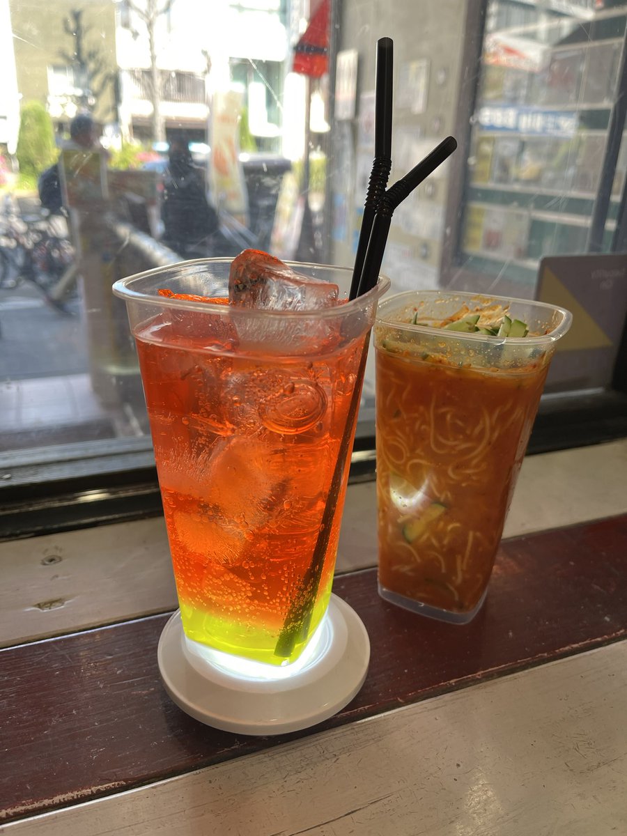 atumori_erk's tweet photo. いもたれこと大須おデート❤️
ソウルナムジャは冷麺2人でシェアしたからか、茹で卵1個サービスしてくれたり、ドリンクもサービスしてくれたりで嬉しかった😭💕
李さんは安定、りんご飴はうますぎる🍎 https://t.co/eK5HhFQxE8