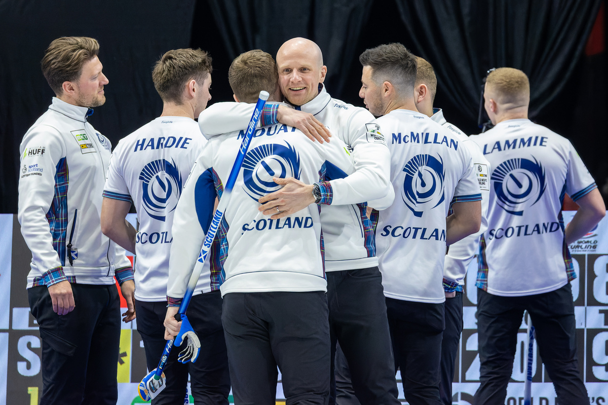 BritishCurling's tweet photo. 🏴󠁧󠁢󠁳󠁣󠁴󠁿"This is what I envisioned as a kid growing up, playing in 🇨🇦Canada against Canada at a World men’s final,”@BruceMouat gets set to go for🥇GOLD again @worldcurling Champs final tonight at 9pm (UK time).
▶️https://t.co/nY663MadEz
📸WCF/Steve Seixeiro
#curling  #WMCC2023 https://t.co/ILLCXCWLqC