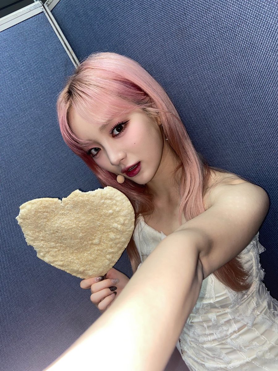 #지원이지유

나의 윌링 🤍 영원히 사랑해 🤍 영원히 함께해 🤍 오래오래 외칠거야 🤍

#ICHILLIN #아이칠린 #E_JI #이지