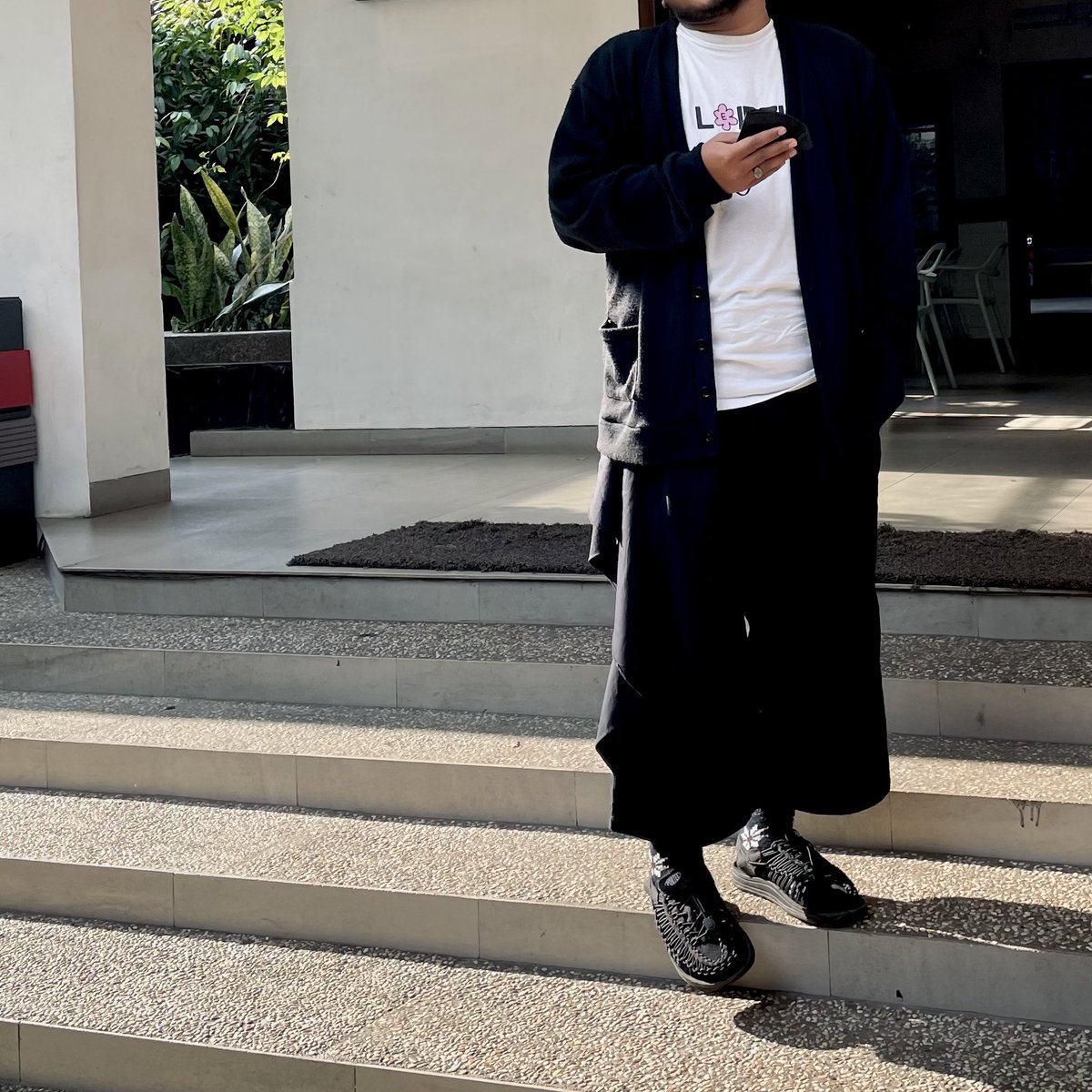 mahfdl's tweet photo. celana gemas baru dari kolaborasi supercouple yg bikin brand black sobbath @atchieatchie, @bersimpuhh, pajup, dan mpit.

hanupis guys, beli di, ig: (@)__2__3__7__ https://t.co/fLAUxpgFaj