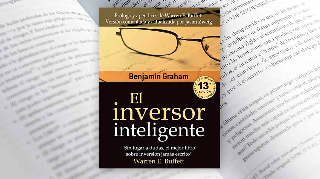 LuisMiguelValue's tweet image. MEGAHILO con los 20 puntos más importantes que nos ha enseñado el padre de la inversión en valor, Benjamin Graham, en su libro "El Inversor Inteligente"

El mejor libro de inversión de la historia según Warren Buffett y esencial para cualquier inversor que empieza.

¡Comenzamos!