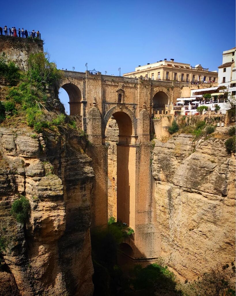 Ronda, Málaga. #Ronda #malaga #igersespaña #visitspain #instaspain #visitamalaga  #semanasanta #semanasanta2023 #semanasantamalaga #igermalaga #ig_malaga #instamalaga #andalucia #andalusia #instaespaña #igersvalles #europe #igerseurope #visiteurope #inst… instagr.am/p/Cq0BF-hI2_j/