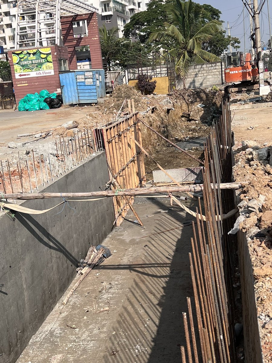 Ganapathi1971's tweet photo. Updation towards flood mitigation on Sarjapur Road is in good progress. Authorities are working day and night thanks for the continuous monitoring by @KM_Somashekhar and our namma mla @ArvindLBJP @BBMPCOMM @NammaBESCOM  special thanks to BESCOM for their speedy work. Thank you 🙏 https://t.co/As0fm0P18R