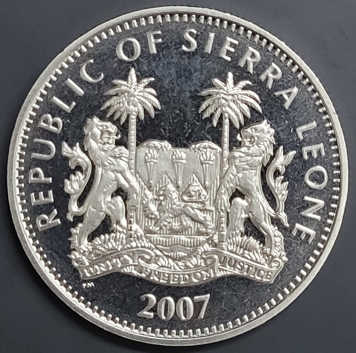 Goldenweblinks's tweet photo. Sierra Leone 1 Dollar Coins UNC https://t.co/VhM7IAYNkN