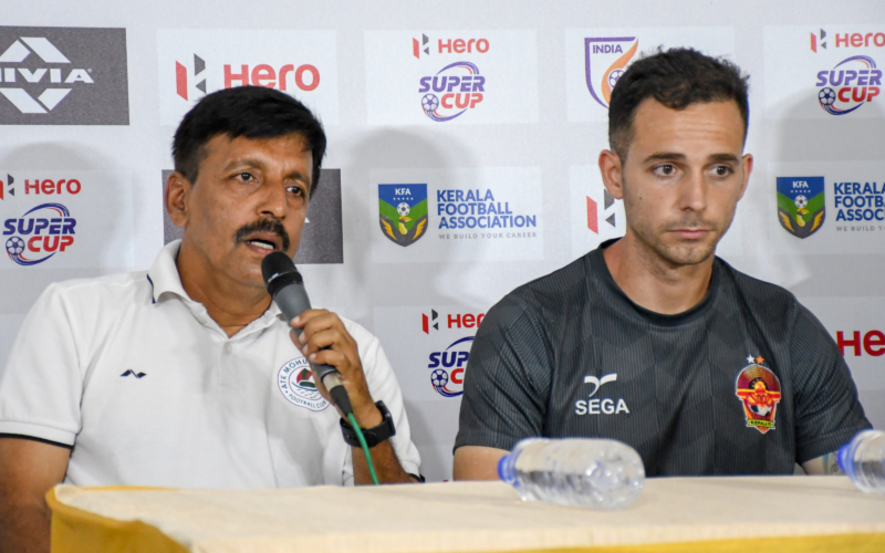 KhelNow's tweet photo. Hasn't been a year since Gokulam Kerala defeated ATK Mohun Bagan in the AFC Cup in Kolkata 😎

Can the Mariners take their revenge in Kerala? 👀

Preview ➡️ https://t.co/D1ZGPkFx9r

#IndianFootball #HeroSuperCup #HeroSuperCup2023 #ATKMBGKFC https://t.co/wD70fsnmOV