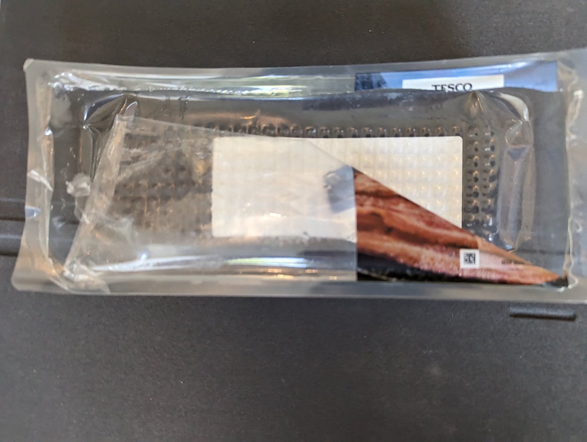 amlwwalker's tweet photo. Hey @Tesco please could you explain why you package food in partially recyclable plastic? My guess is it's cheaper but it's a PITA for the customer to recycle. Nip it in the bud at source.... https://t.co/BkfsipxxNV