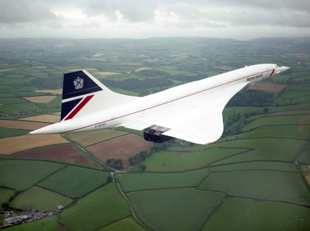 GuyInFlight's tweet photo. 54 years ago today was  #Concorde's first flight.  Magnificent. https://t.co/5VV6X1Pwlr