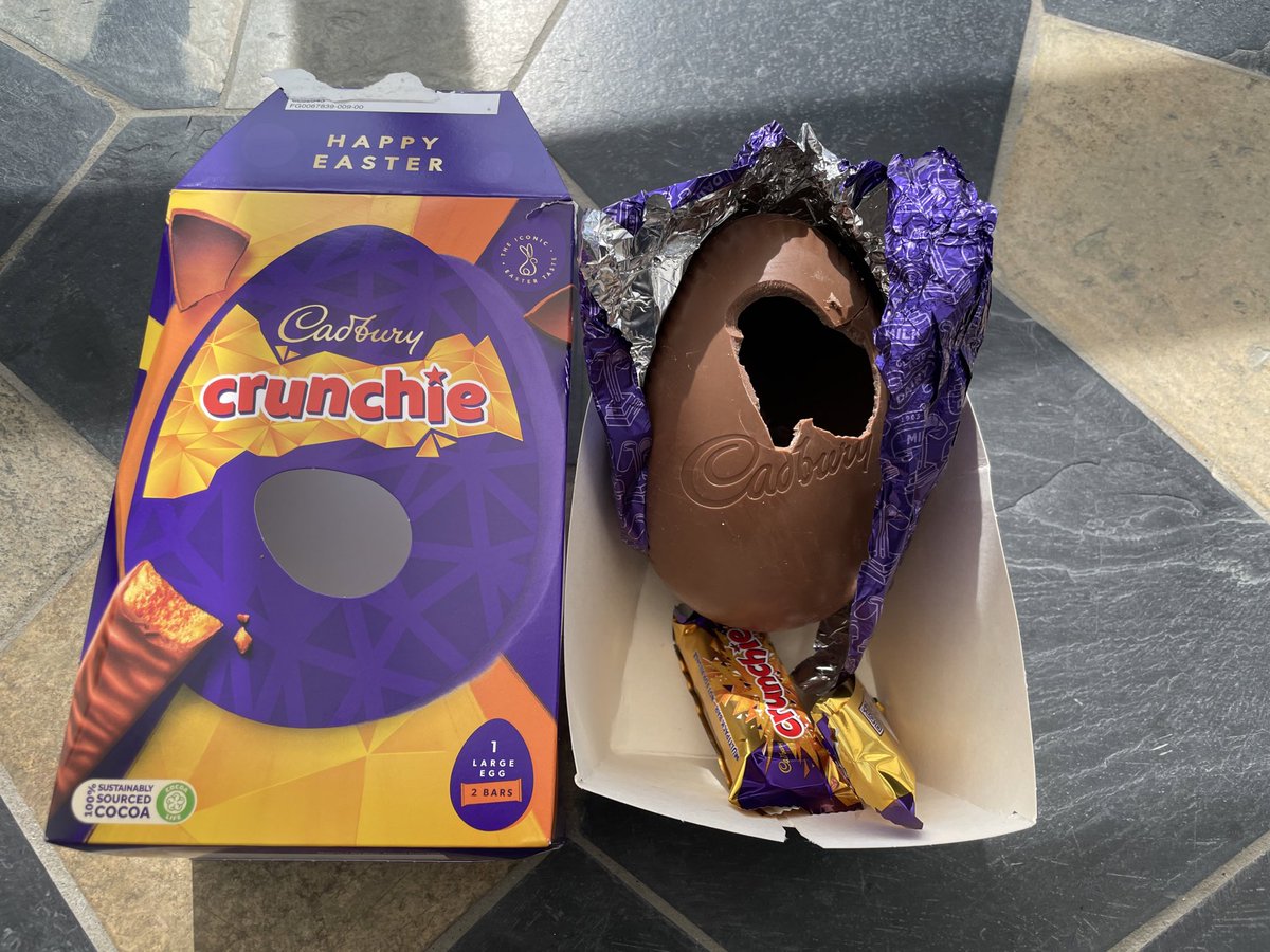 wallyjt62's tweet photo. Forty days and forty nights β¦ time for some chocolate. Thanks @JulieEClarke #HappyEaster #Easter #EasterEgg #goodbyelent #Ineedchocolate π₯ π£ π« https://t.co/0l4LvBt7kR