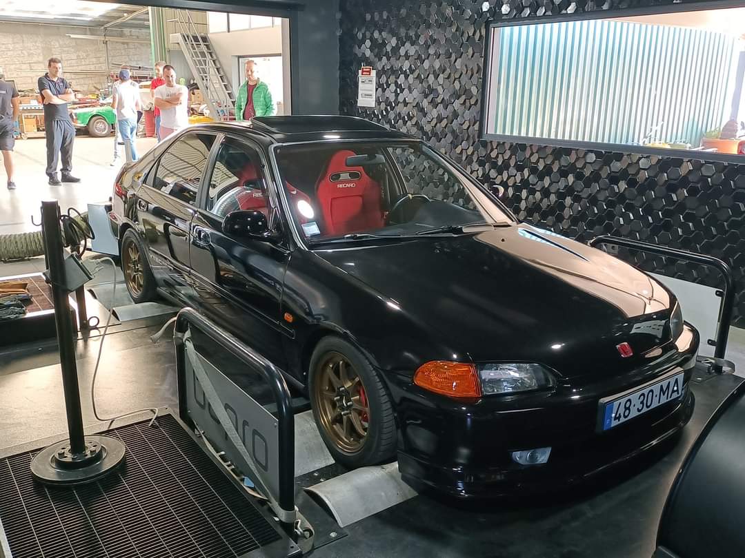 Esta fica só pra te deliciar-se com o charuto de 32anos🧐🤡🤪