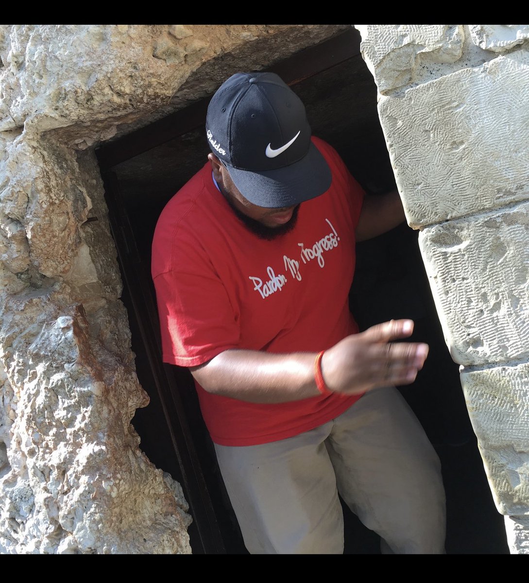 An empty grave is there to prove…#HeLives #BrightEarly #HeGotUp #HeDidItForMe