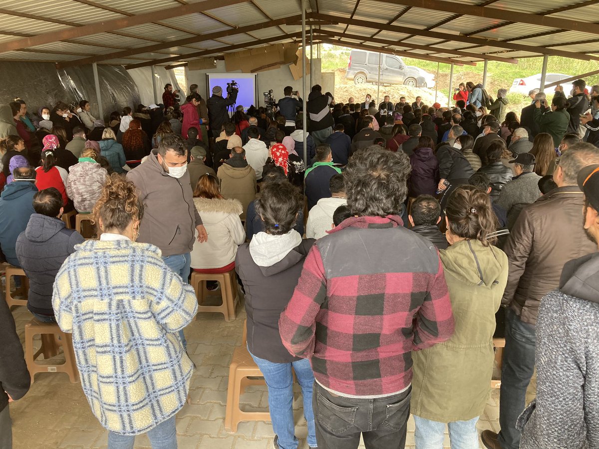 Samandağ halkı yaşam nöbetine devam ediyor. Bugün bilim insanları içinde bulunduğumuz durumun ciddiyeti konusunda bilgilendirme yapıyorlar…
<a href="/KaracayTomruksu/">Karaçay Koordinasyonu #Samandağ</a> <a href="/Hatay_Ekoloji/">Hatay Ekoloji Platformu</a>