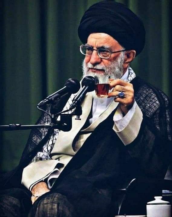 اجلسوا و اشربوا الشاي ، و شاهدوا الإنهيار في الكيان المؤقّت ..

#الكيان_المؤقت 
#الكيان_المتصدع 
#الكيان_ينهار 
#الكيان_الصهيوني 
#اوهن_من_بيت_العنكبوت