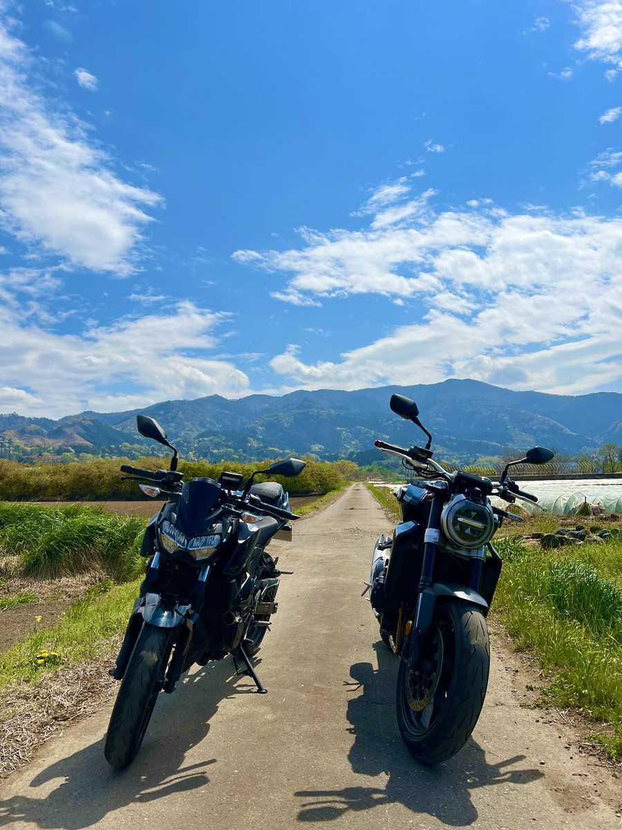 7_Naaaaaaami's tweet photo. 6.群馬　　明太子パークからの帰り道
　　　　　空気がおいしかった😋

#バイク
#Z400 https://t.co/EkDm0WPgEs