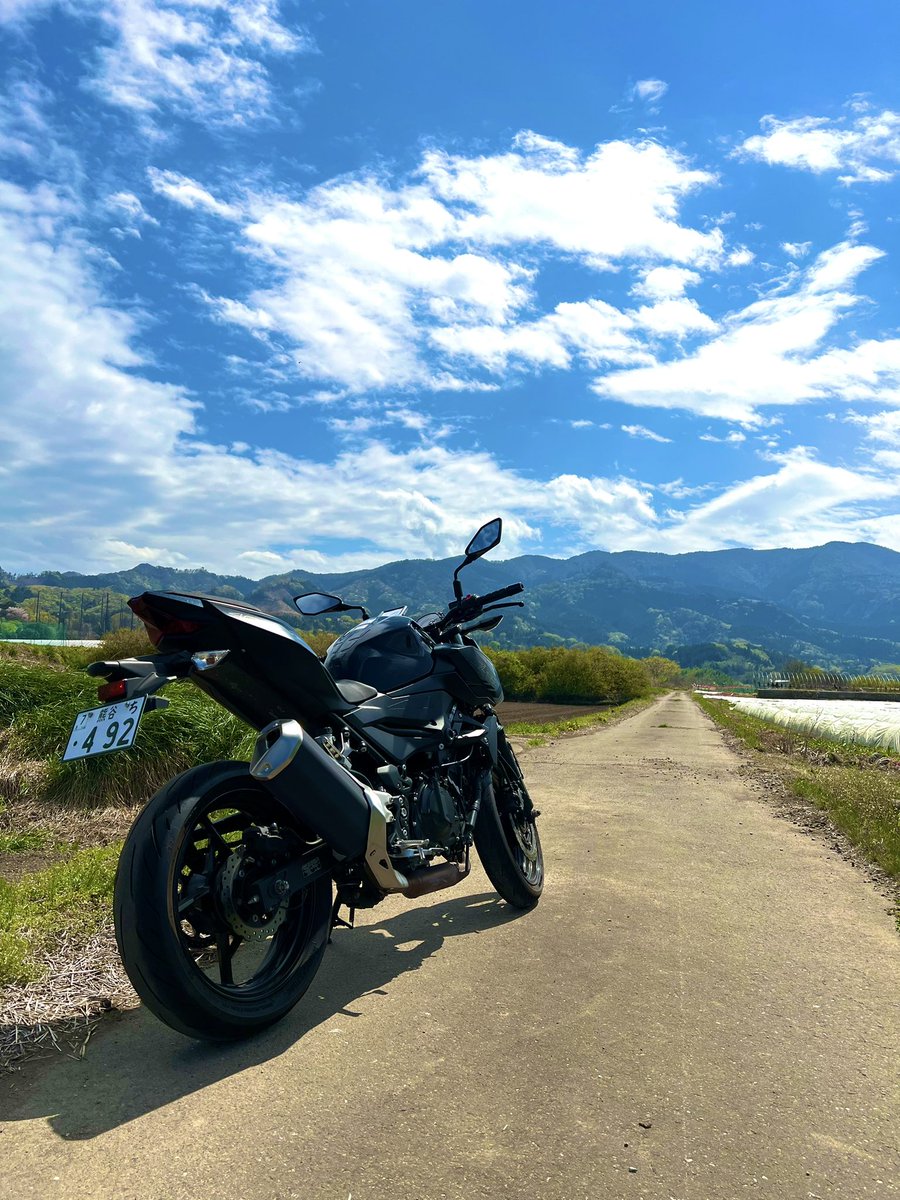 7_Naaaaaaami's tweet photo. 6.群馬　　明太子パークからの帰り道
　　　　　空気がおいしかった😋

#バイク
#Z400 https://t.co/EkDm0WPgEs