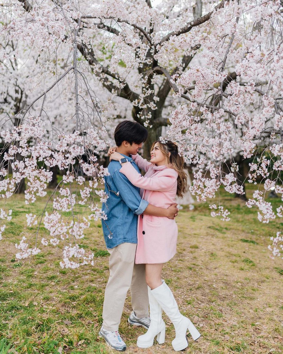 no1trendingph's tweet photo. LOOK: Alexa Ilacad brings joy to her followers as she shares endearing snapshots of her and KD Estrada during their trip to Osaka, Japan. | 📸: Ilacad/Instagram

SAKURA MOMENTS WITHKDLEX https://t.co/A7Ep1Fmz6c