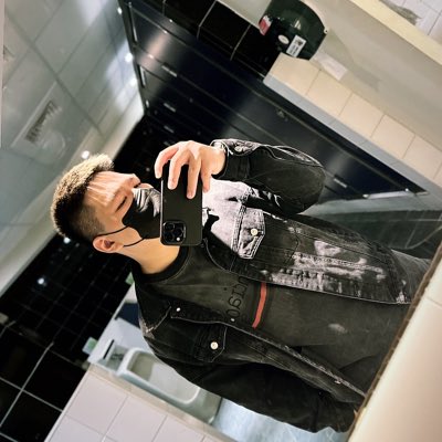 #NewProfilePic (新個人資料照片)