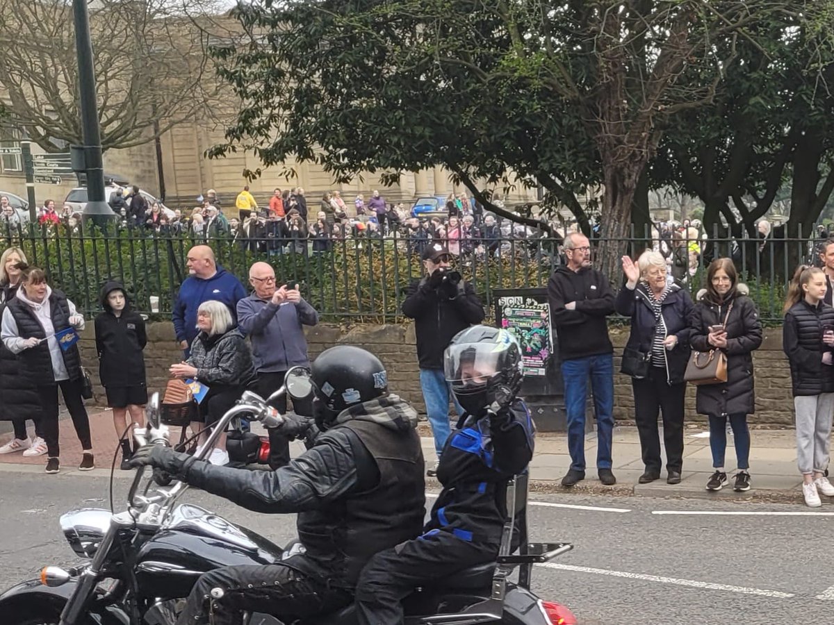 debslou05's tweet photo. @churchfieldprim well after many years watching the fab bikers egg run for sheffield childrens charity. Keela and Niamh had the pleasure of being part of it and wow they loved it. Keela a bit much, now wanting a motorbike. https://t.co/YUY8G9Gpfn