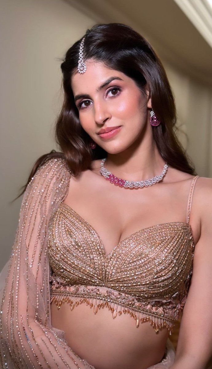 FtRXAocWcAEIZw9?format=jpg&name=medium