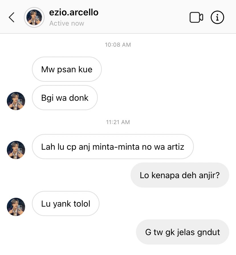 equilanas's tweet image. Pelanggan
—
lee jeno few tweets au
written by Nas.