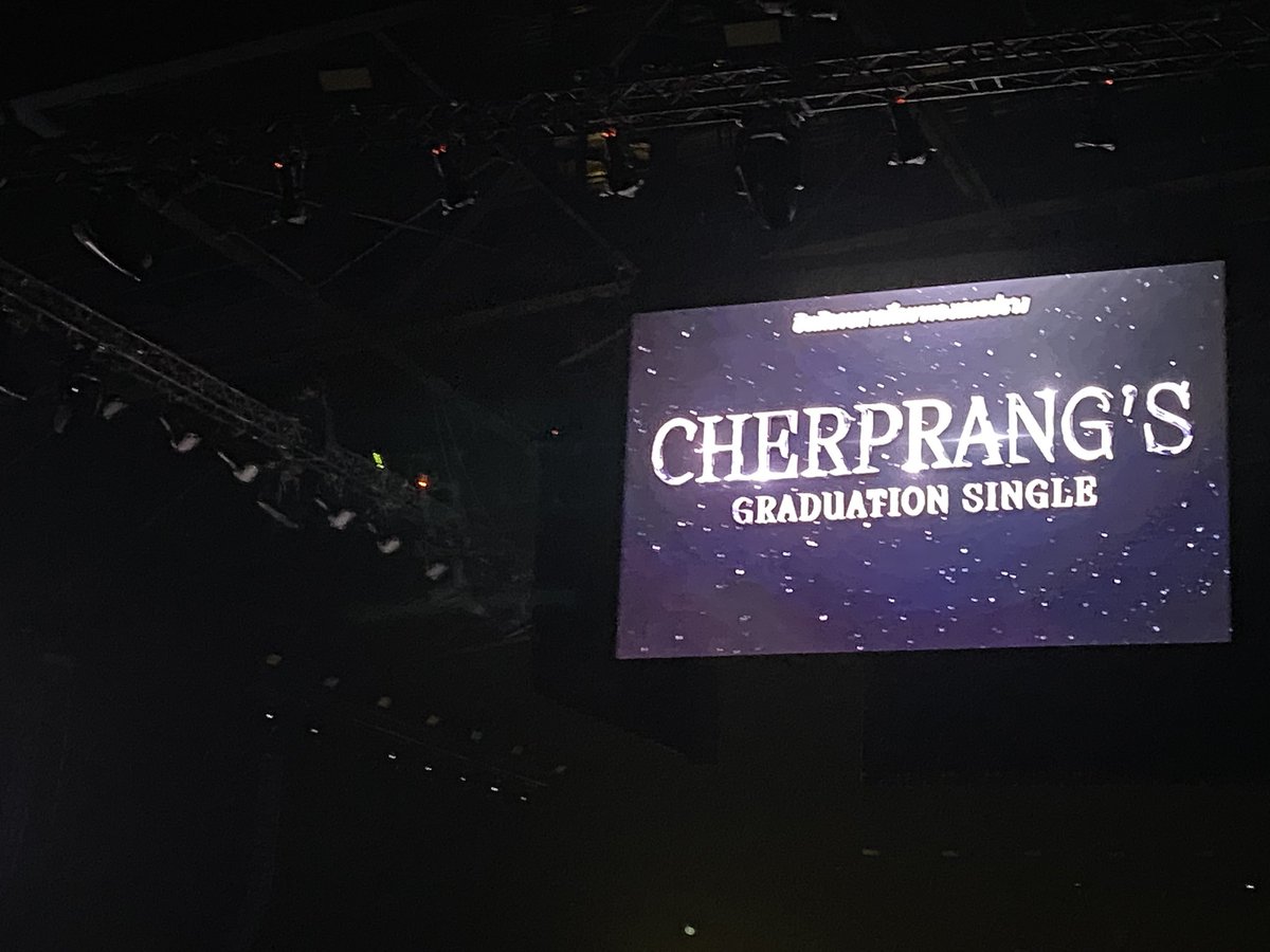 ทางบริษัทให้เกียรติพิเฌอ มีซิงเกิ้ลจบ ขอบพระคุณมากๆ นะคะ 🙇‍♀️