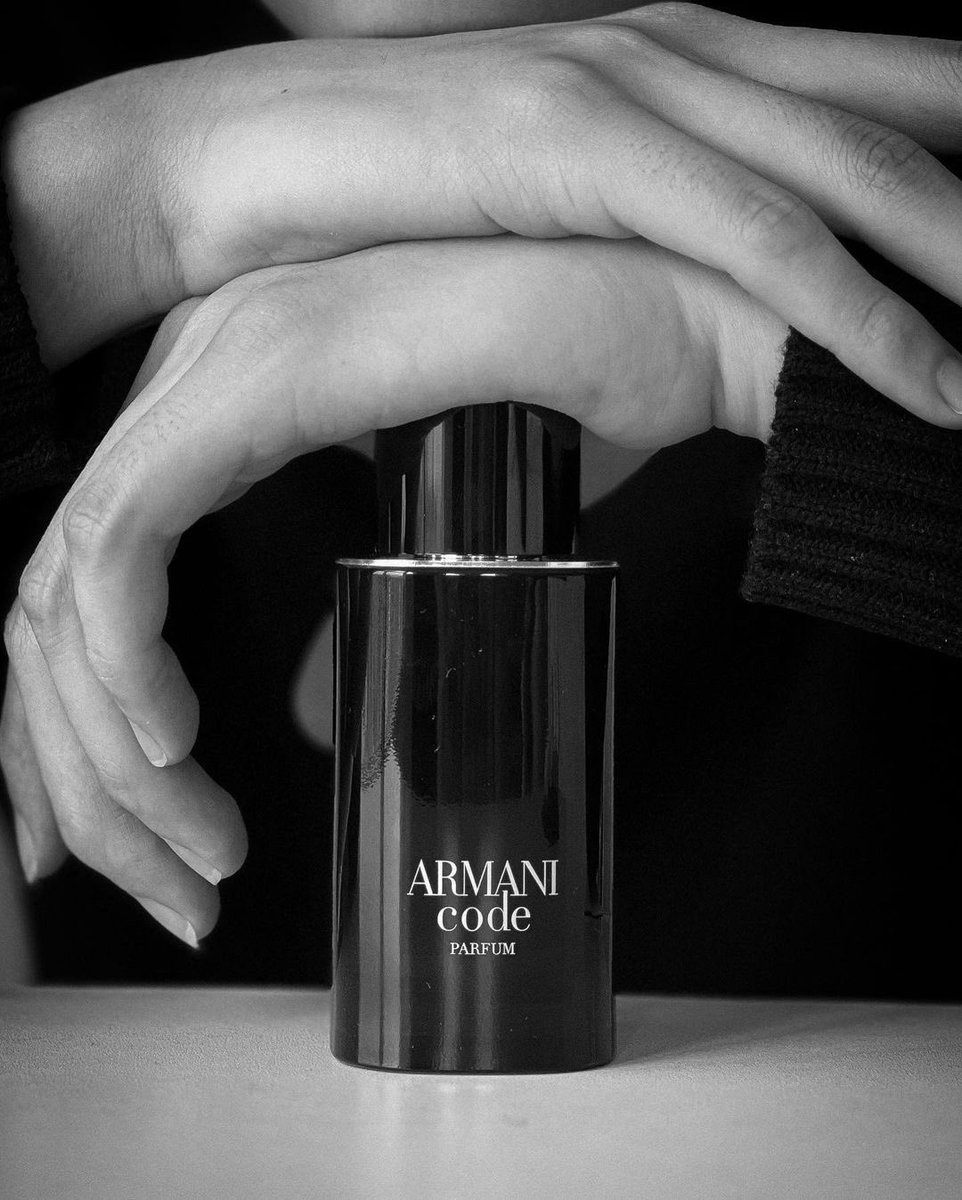 thanathip_place's tweet photo. 𝐈𝐆 𝐔𝐏𝐃𝐀𝐓𝐄 : 𝐛𝐚𝐧𝐤𝐤_𝐭𝐡𝐚𝐧𝐚𝐭𝐡𝐢𝐩

Black ♟️#ArmaniCodeTH

#แบงก์ผู้บ่าวเท้าไฟ  
#BankELEMENT
#Thanathip_Place
#StarHunterEntertainment https://t.co/Eey4DnVTBA