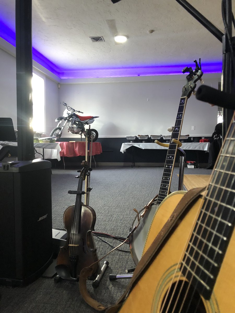 GreggyGood's tweet image. Quality raffle prize to help a friend in need ✨ I love when people come together to help each other out 💕