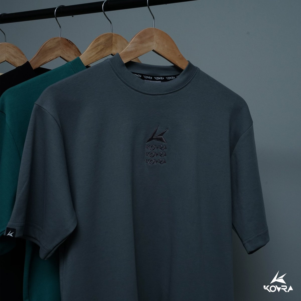 kovraofficial's tweet photo. [ Dropping now online and in store purchase ] 

Introducing :
KOVRA CREWNECK OVERSIZED T-SHIRT

High grade 220gsm Interlock Cotton for all day comfort  and premium embroidered logo finishing.Oversized cut with size available from S - 2XL

Head to https://t.co/3J2PZ2Sci1

#kovra https://t.co/jPoJOC9UjW