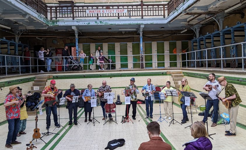 SpringFest is next week 🎵💃🎉

We can't wait to open the day with the wonderful Chorlton Ukulele Group, guaranteed to put a spring in your step!

#SpringFest2023 Saturday 15 April, 11am - 4pm victoriabaths.org.uk/visit/2023/spr…
#VisitManchester #Manchesterevents #VictoriaBaths