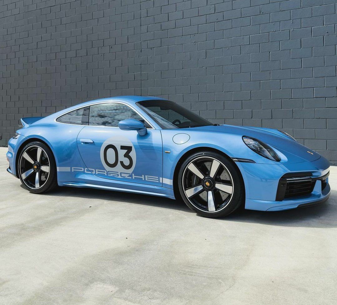 PorscheCIub's tweet photo. Paint-to-Sample Gemini Blue 992 Sport Classic https://t.co/eaZj4qPXBX