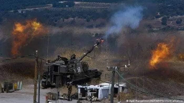 JudiaFeliz's tweet photo. 🆘IMPORTANTE| “Si israel quiere sobrevivir, debe prepararse, mental y materialmente, para la guerra contra el pulpo iraní que ha logrado establecer su control sobre los países fallidos adyacentes a Israel: Líbano, Siria, Irak, Yemen y Gaza, todos países que no tiene casi nada que perder. El dinero qatarí y el canal de medios de la yihad @AJENews están constantemente vertiendo combustible para aviones en el fuego del odio hacia Israel y preparando a la opinión pública en el Medio Oriente y el resto del mundo para la gran campaña final. El dinero de Qatar 🇶🇦 también compró a los políticos en Occidente para que no vieran lo que Qatar no quiere que vean, desde la violación de los derechos humanos y los trabajadores extranjeros en Qatar hasta lo que el aliado de Qatar, Irán, planea hacerle a Israel.
Amigos, despierten. Este escenario peligroso puede ser realista".