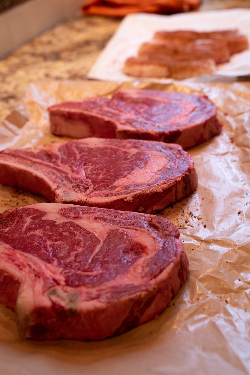 _we_love_food's tweet photo. Who likes RIBEYES?

📸 @the_dadchef | #BBQ https://t.co/YXAgo21XBh